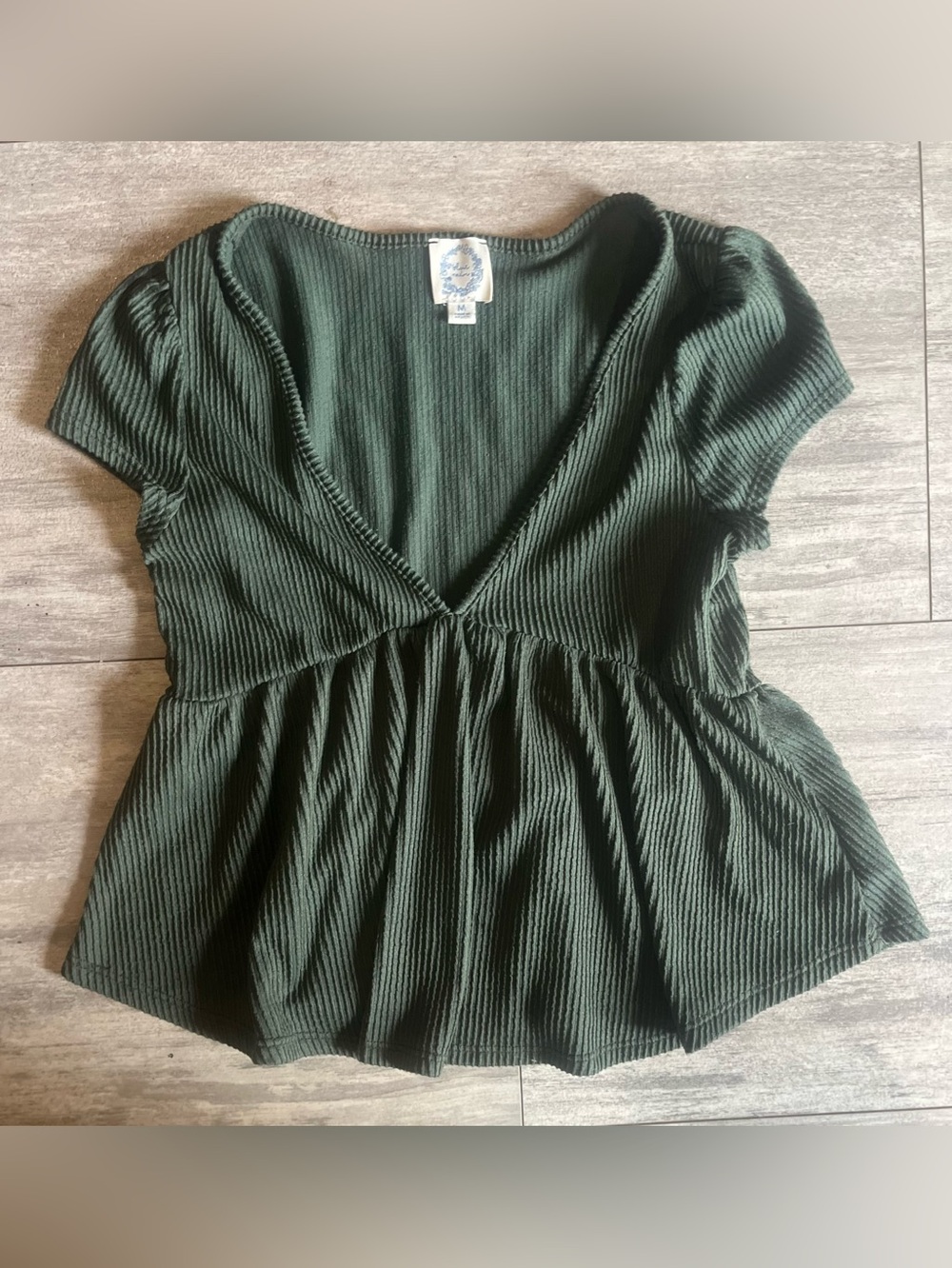 Blue Rain Women's Olive Green Ribbed Deep V-Neck Peplum Top, Medium